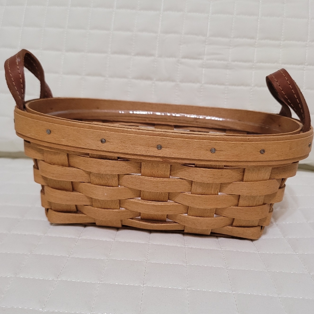 Longaberger 2005 Knick Knack Basket with Longaberger Plastic Protector, EUC
